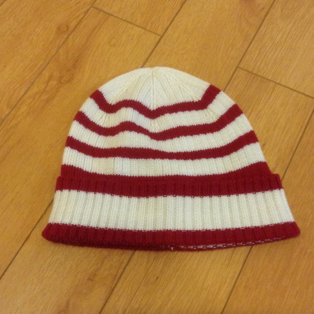 Red and white Loft beanie