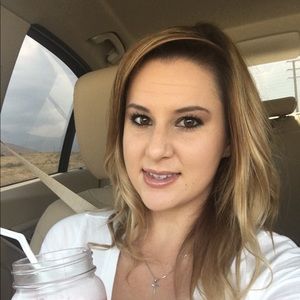 Meet your Posher, Krystal