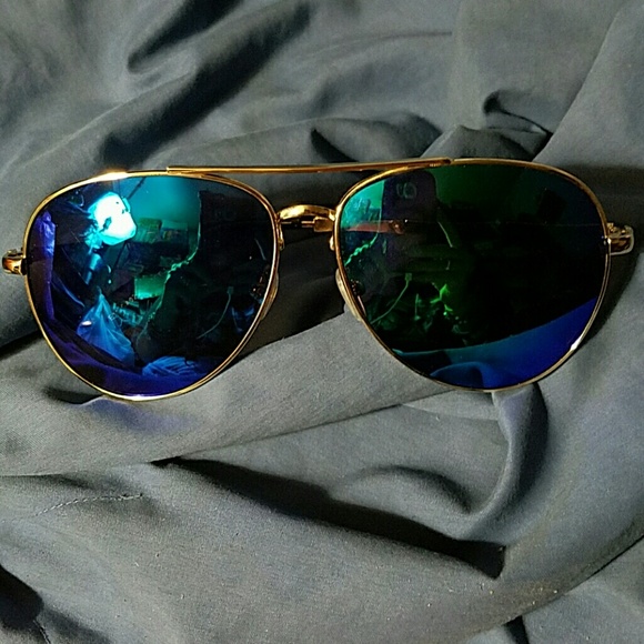 Sunglasses BRAND-NEW - Picture 2 of 4