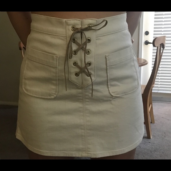 Cream A-line skirt - Picture 3 of 7