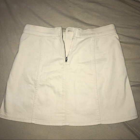 Cream A-line skirt - Picture 7 of 7