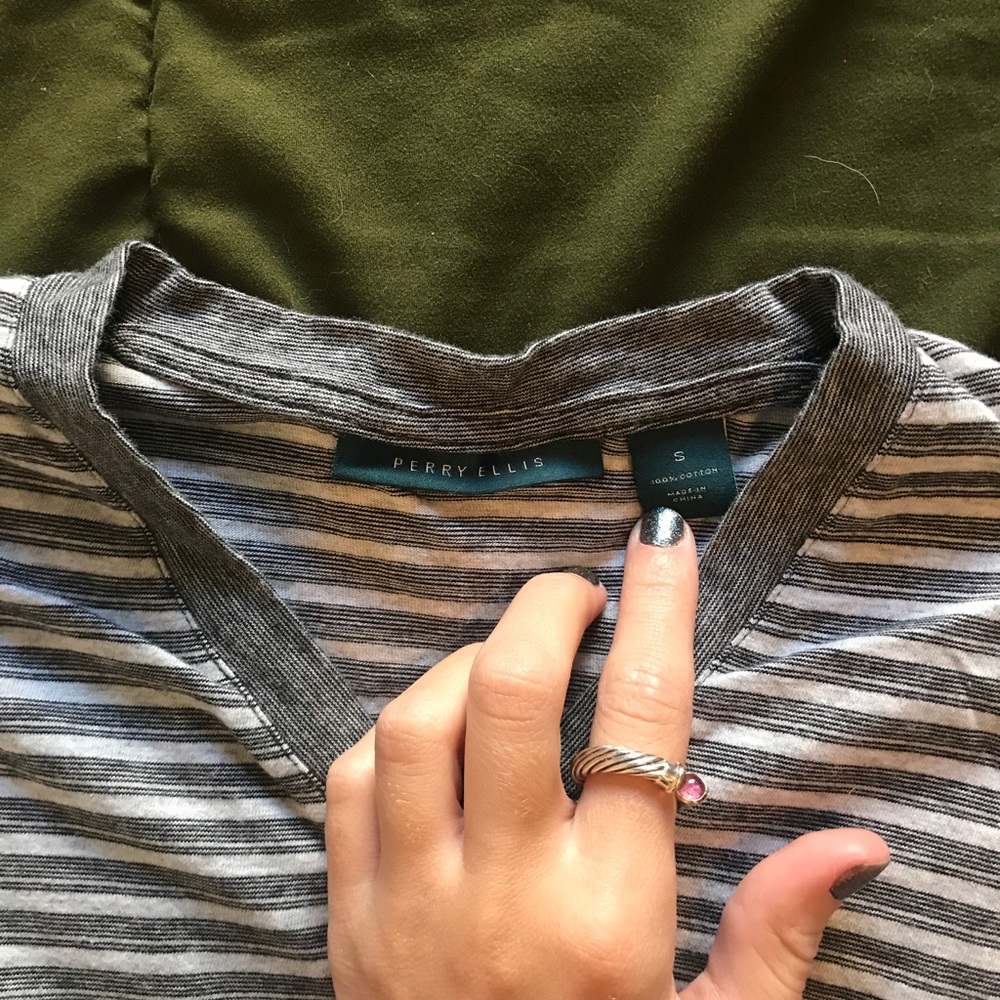 Perry Ellis V-Neck Tee