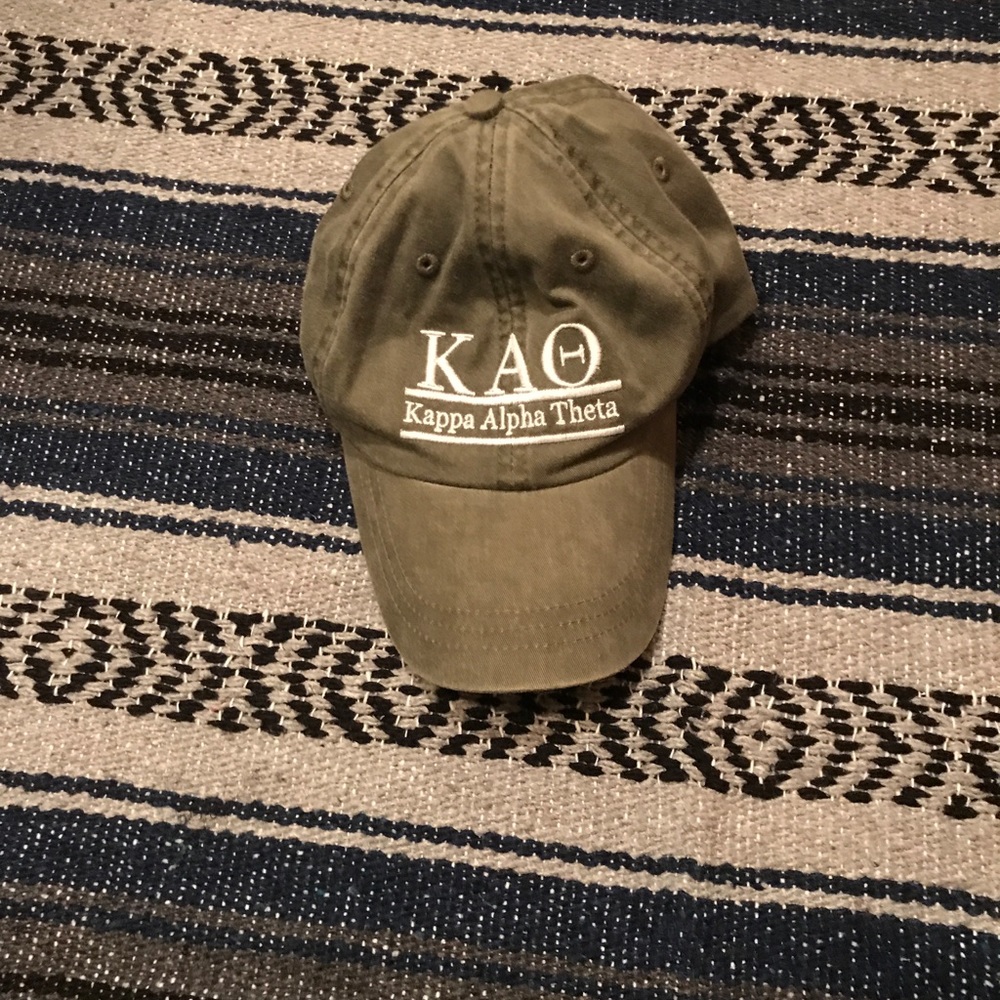 Kappa alpha theta hat