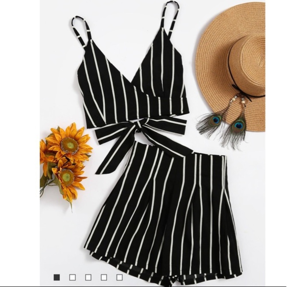✨SALE✨ NEW 2-piece Romper!!
