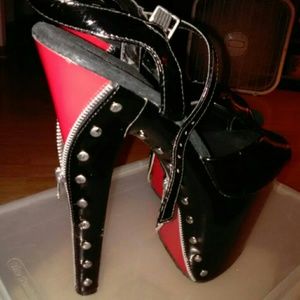 Devious corset heels