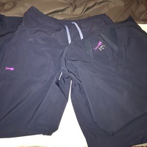 Scrubs set