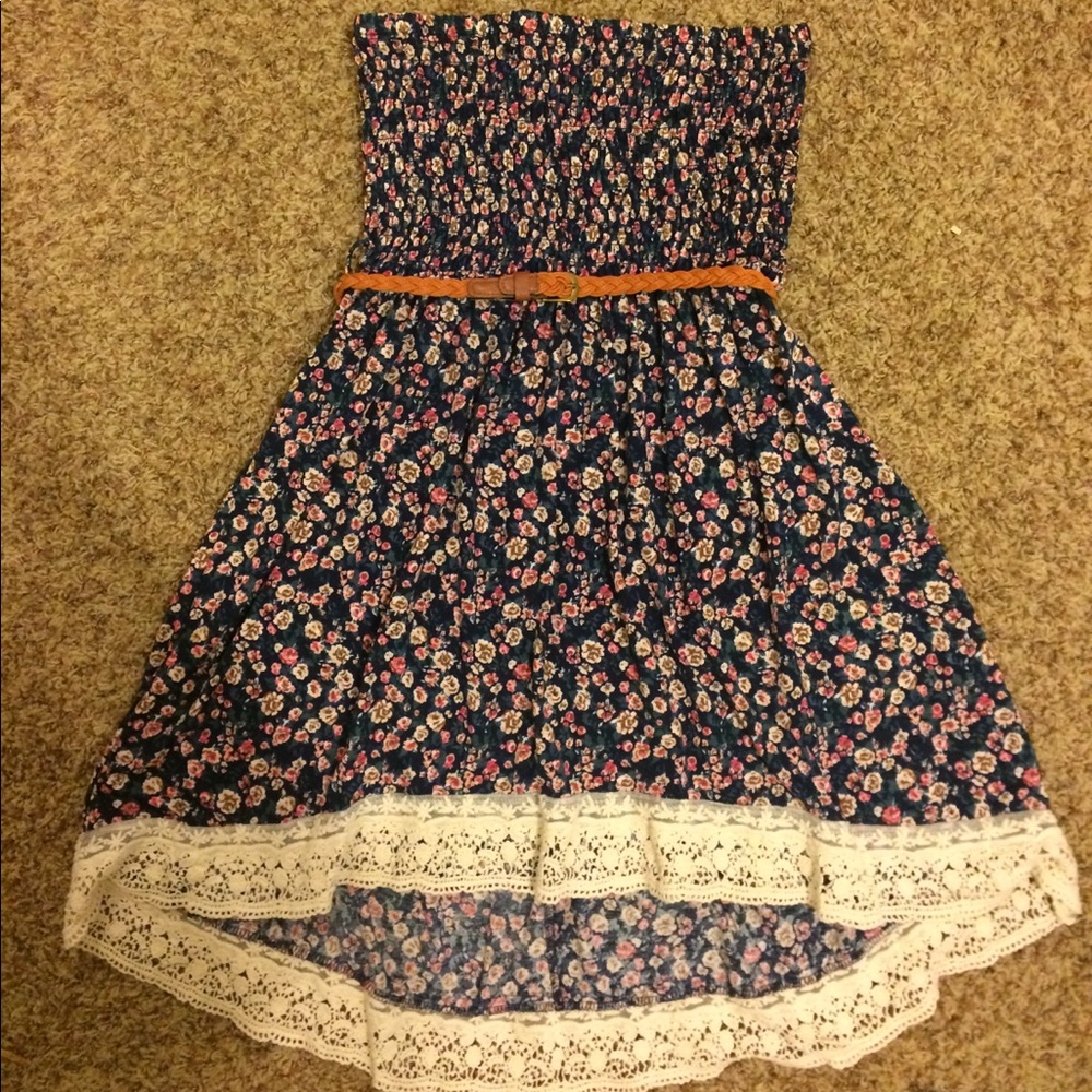 NWOT High-Low Lace Lined Floral Dress