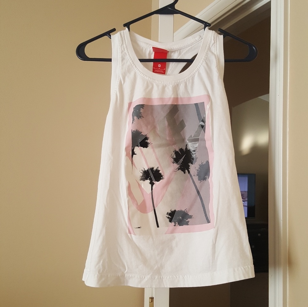 Nike tank