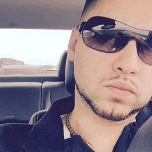 Meet your Posher, Luis