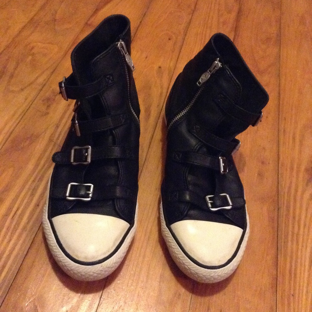Ash black leather high top sneakers 🌸