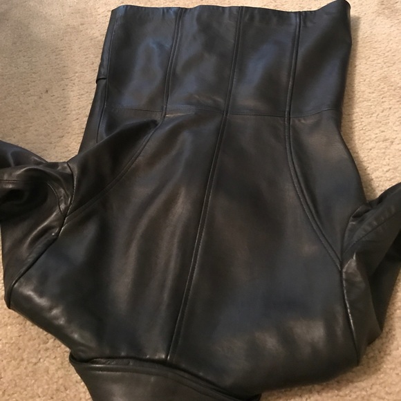 Black blazer - Picture 3 of 3