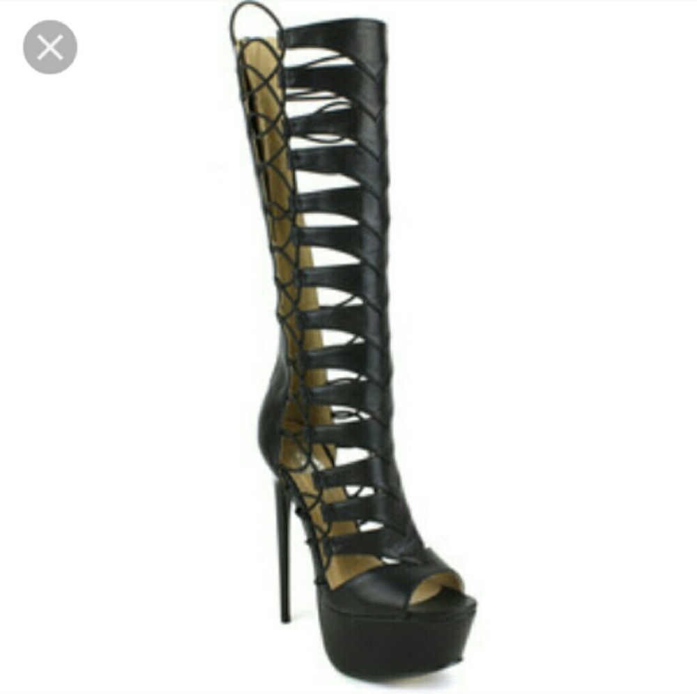 Fahrenheit Vicky 01A heels