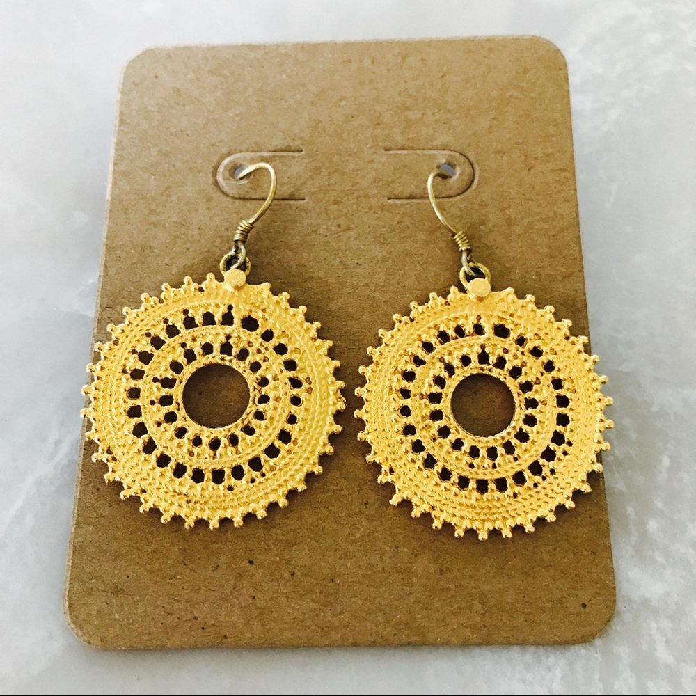 The Limited Gold Drop Earrings