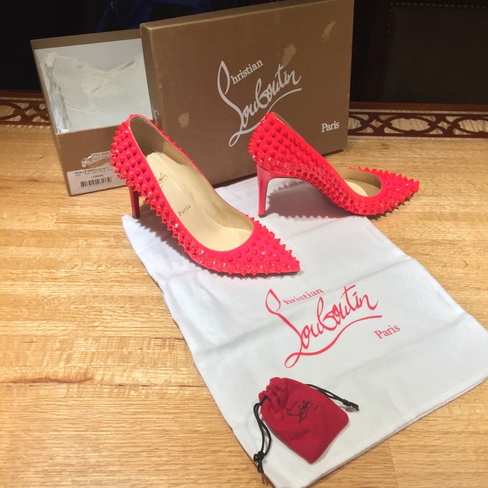 Christian Louboutin Pigalle Rose Paris