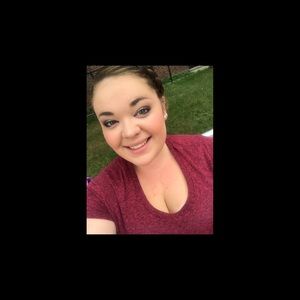 Meet your Posher, Liz