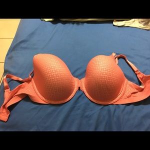 34DD Victoria's Secret bras never worn