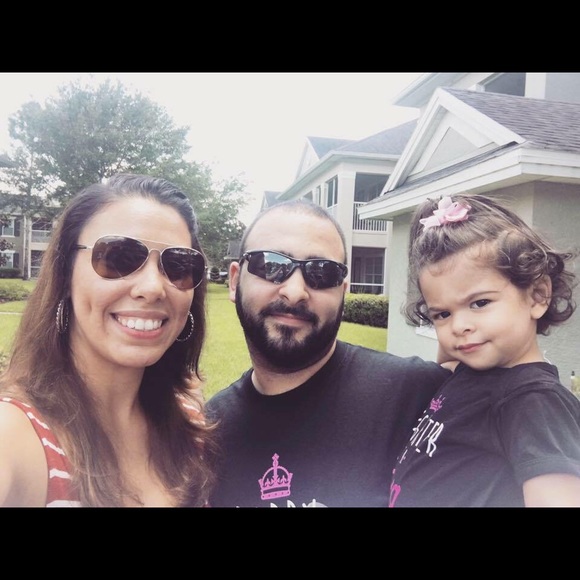 ๐ฆMeet Your Posh Ambassador!! ๐ - Picture 2 of 4