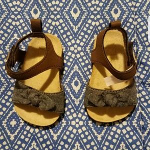 Baby (girl) sandals , never worn