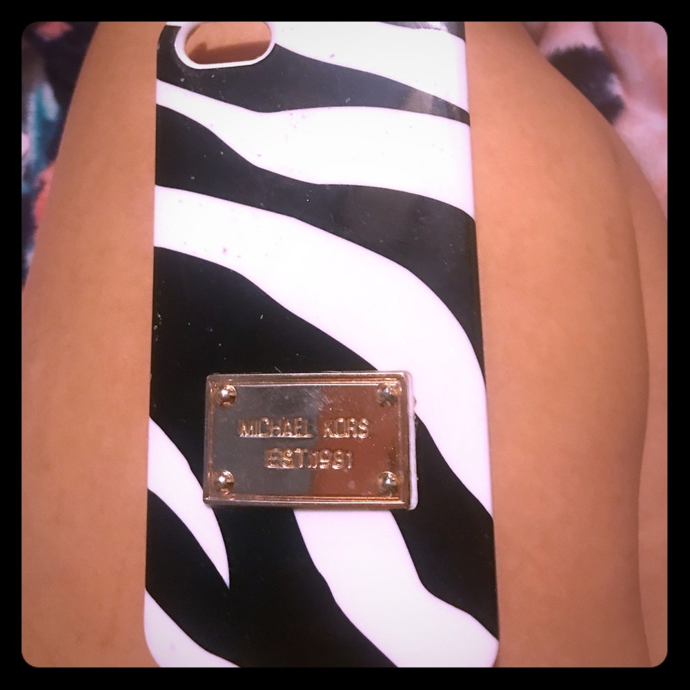 Michael kors iPhone 5