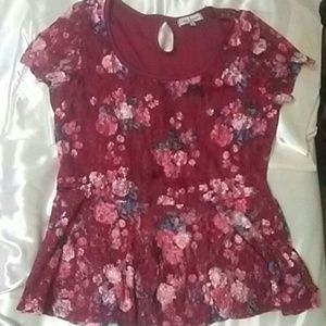 Lacy flower top 1x