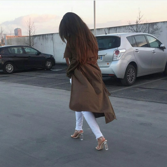 SOLD. - Picture 2 of 4