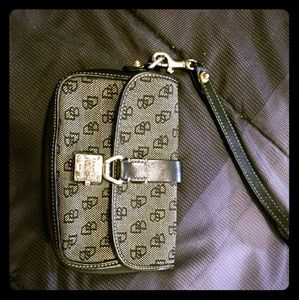 Authentic Dooney & Bourke wristlet