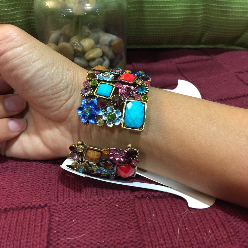 NWT Aldo ladies cuff bracelet - Picture 2 of 2