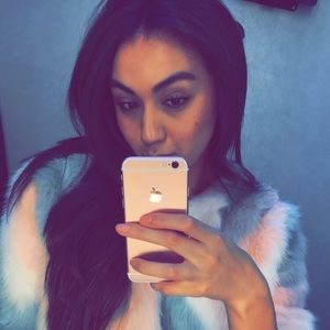 Meet your Posher, Taylor