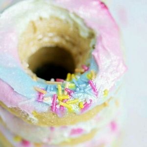 Meet your Posher, Maya