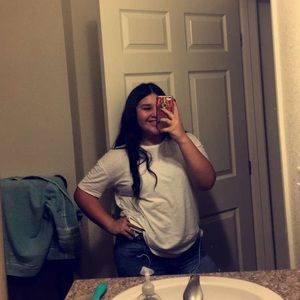 Meet your Posher, Hailey