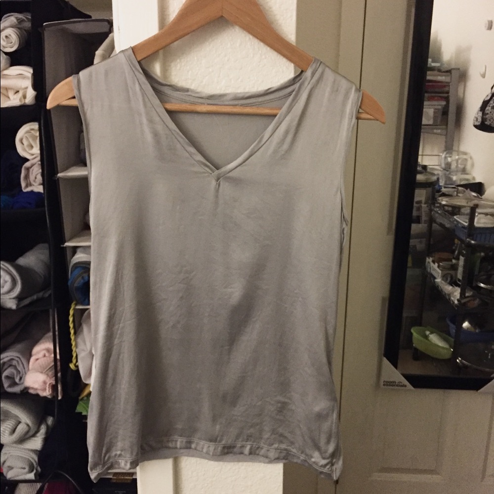 Reiss Silver Silk Front V Neck Blouse XS