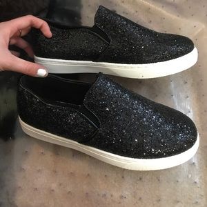 NWOT!!! Slip on black sequin shoes