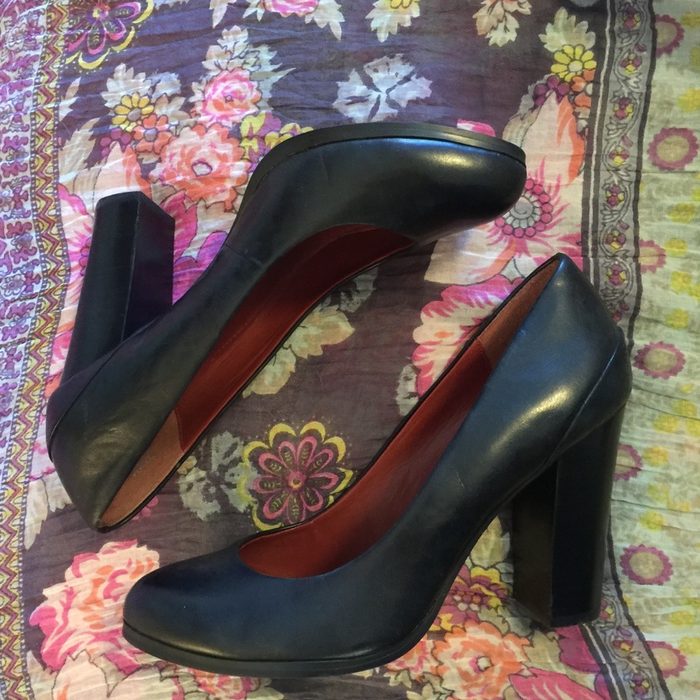 Luxury Rebel block heel pump