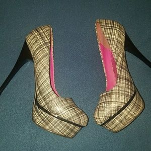 Black/White/Silver Platform Stiletto Pumps