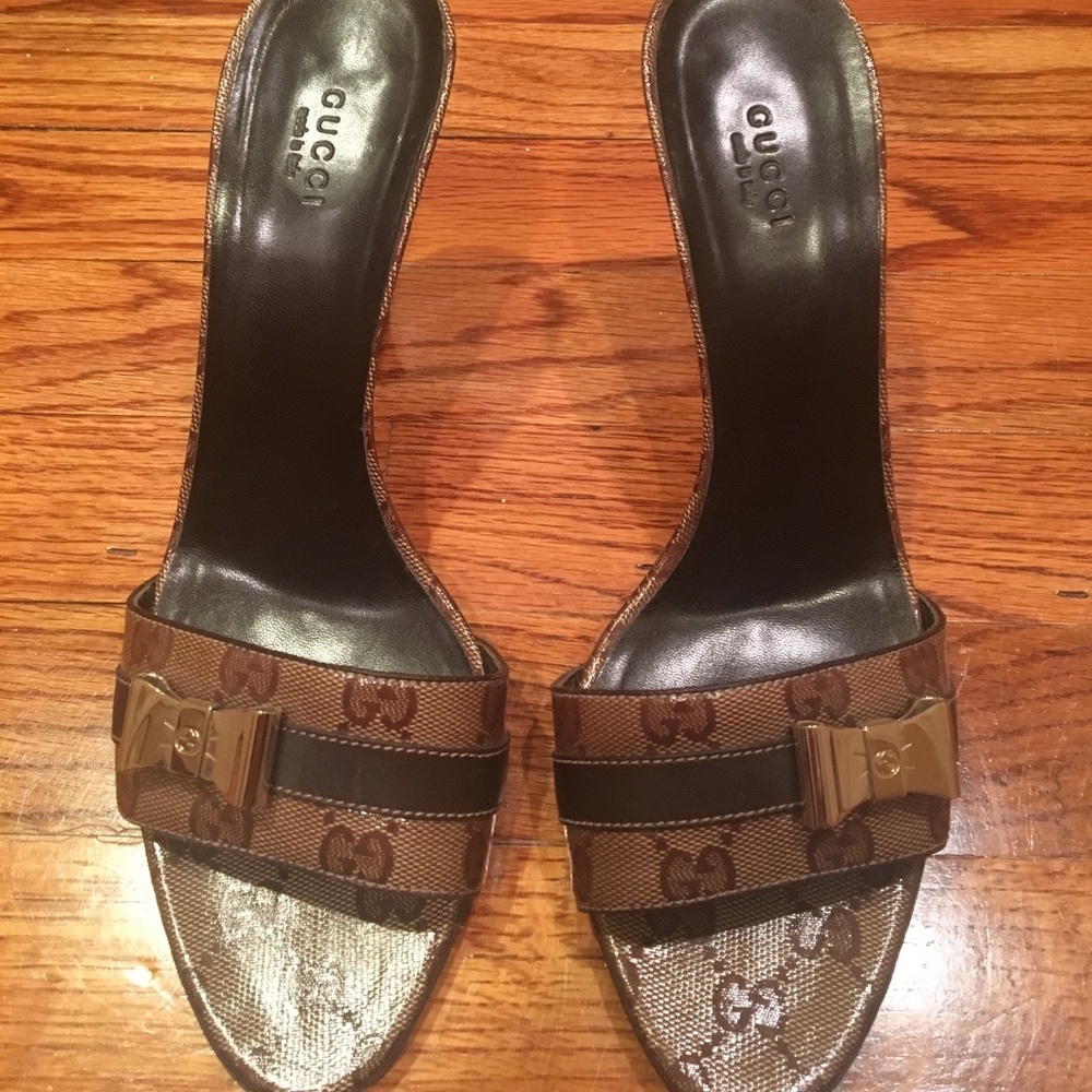 Gucci logo Mules
