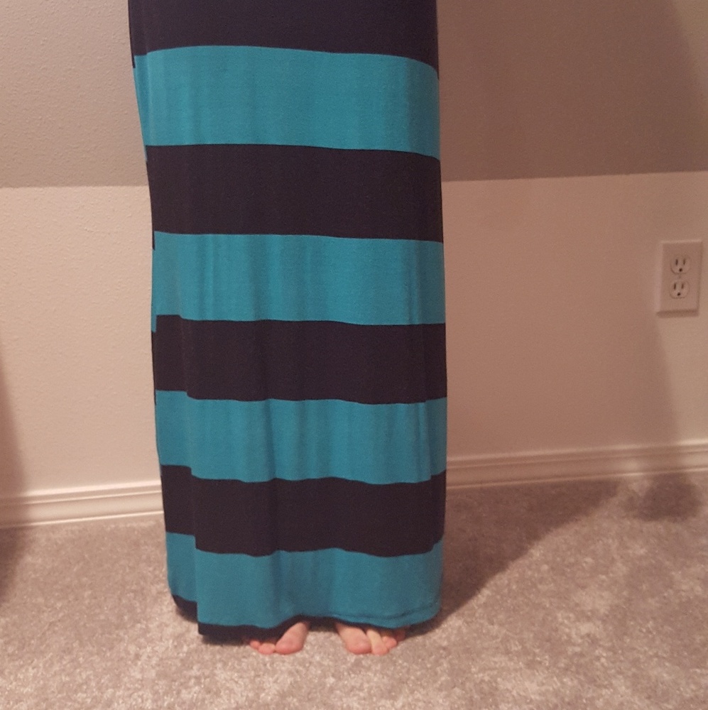《Maxi Skirt》