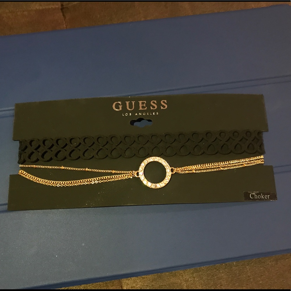 Guess two set choker set