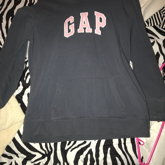 Gap mediums size sweater - Picture 2 of 3