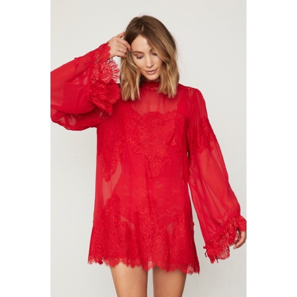 Hot As Hell Queen For A Day Dress in White - Picture 7 of 8