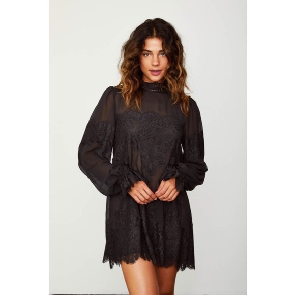 Hot As Hell Queen For A Day Dress in White - Picture 5 of 8