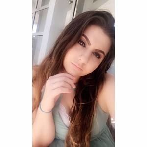 Meet your Posher, Gabrielle