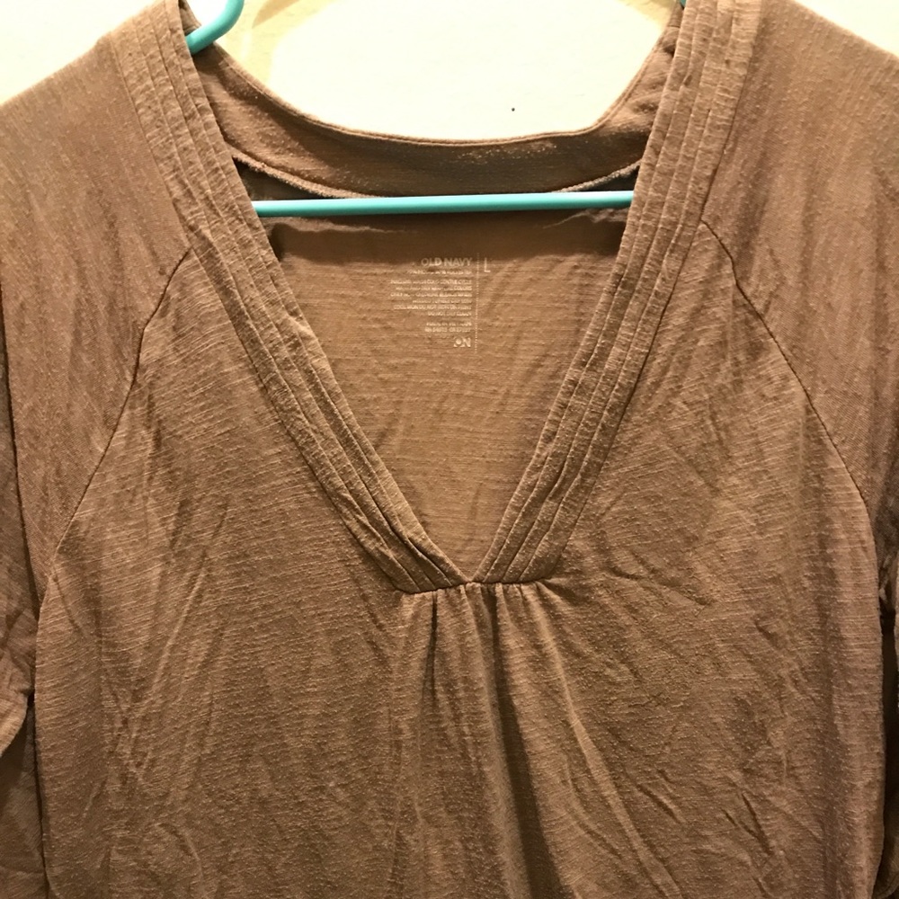 L old navy long sleeve top