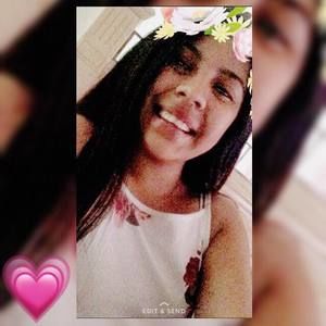 Meet your Posher, Desirae