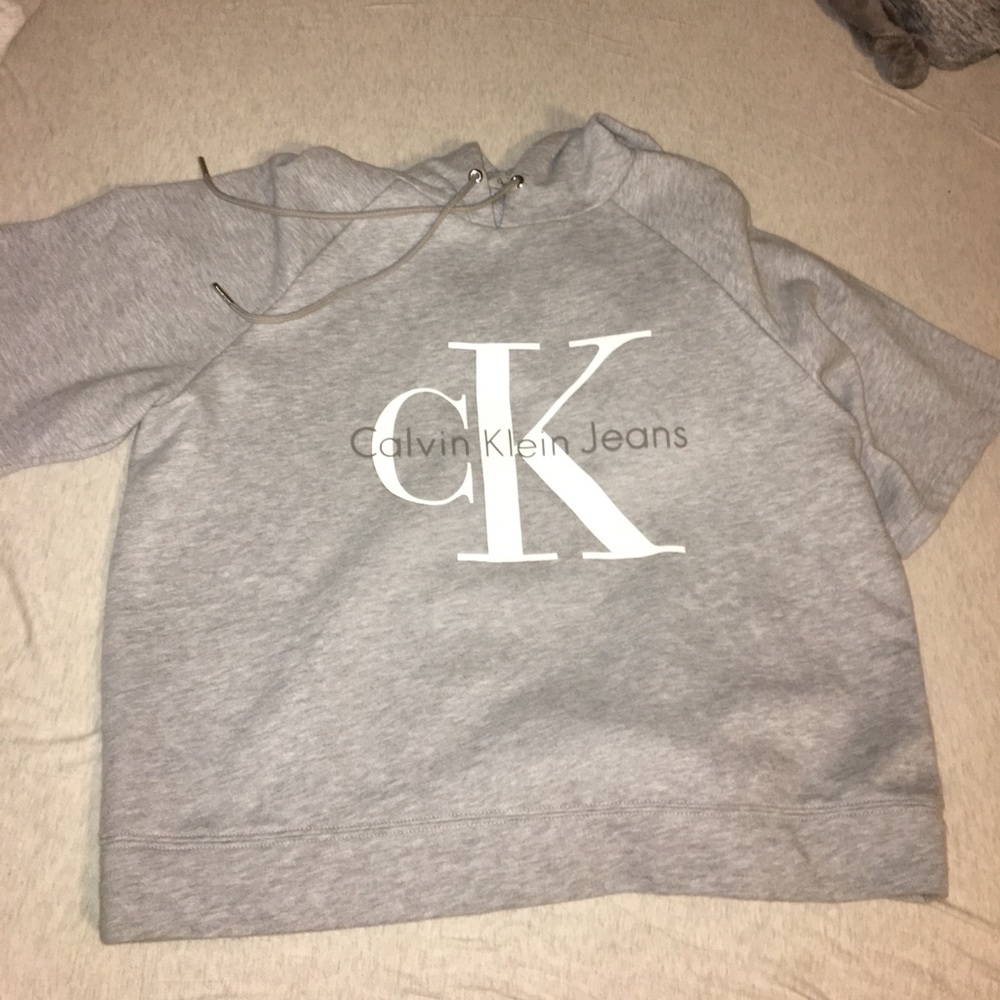 CALVIN KLEIN SHORT SLEEVE HOODIE