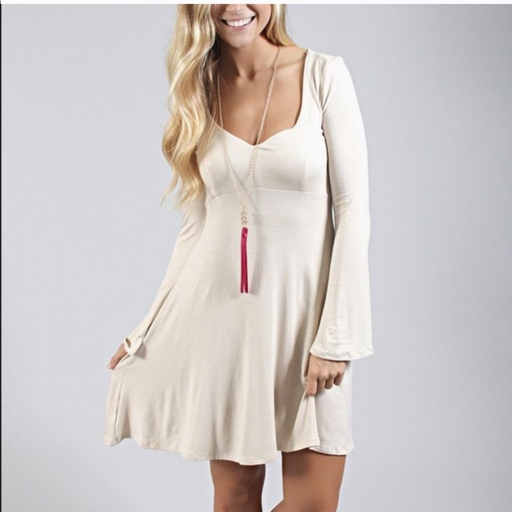 Cream Bell Sleeve Dress Size Small