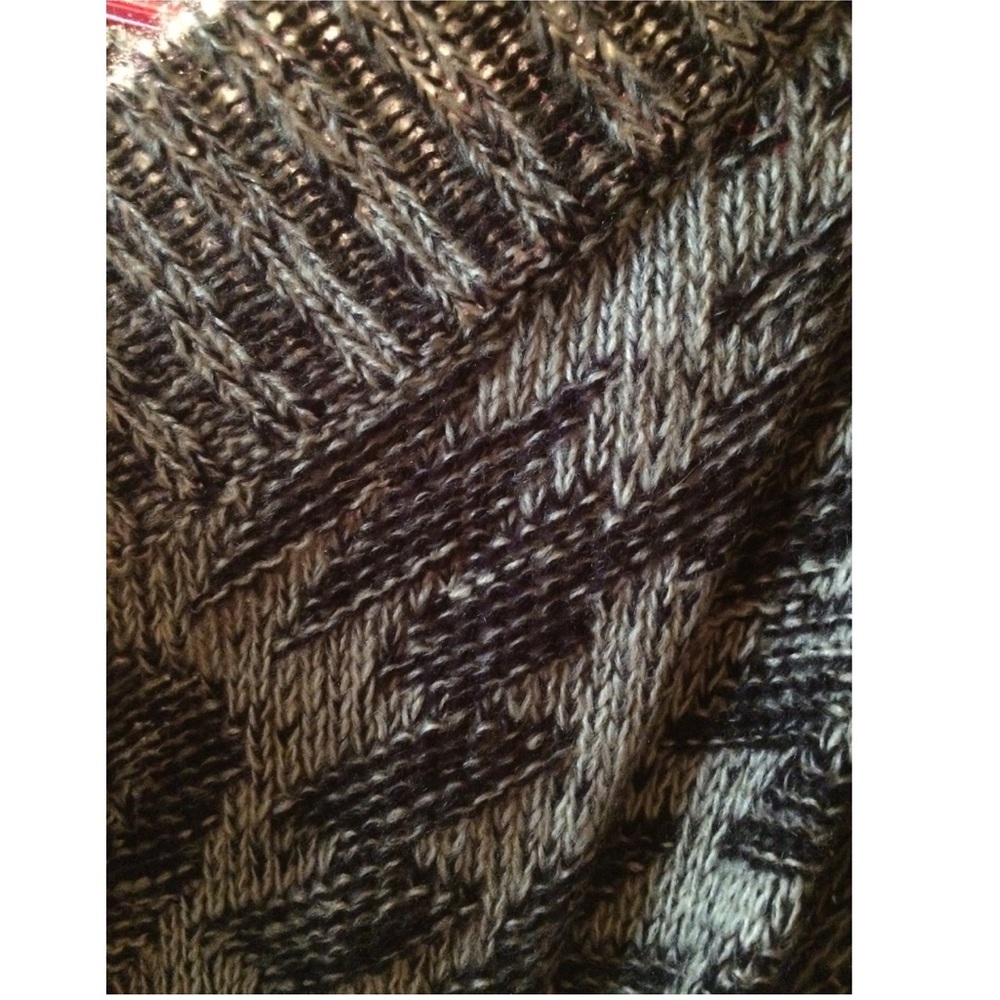 Cardigan - Picture 3 of 4
