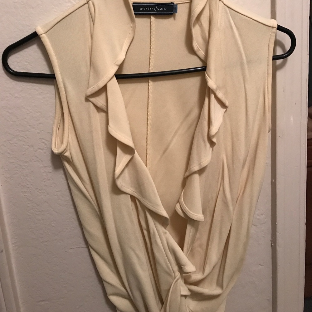 yellow ruffled sleeveless top
