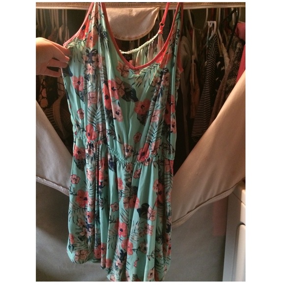 Romper - Picture 2 of 3