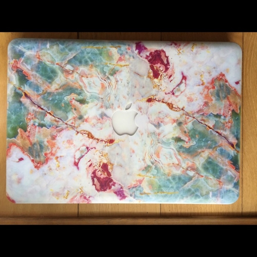 MacBook Pro 13' case