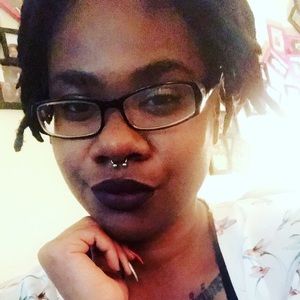 Meet your Posher, Rayshonda